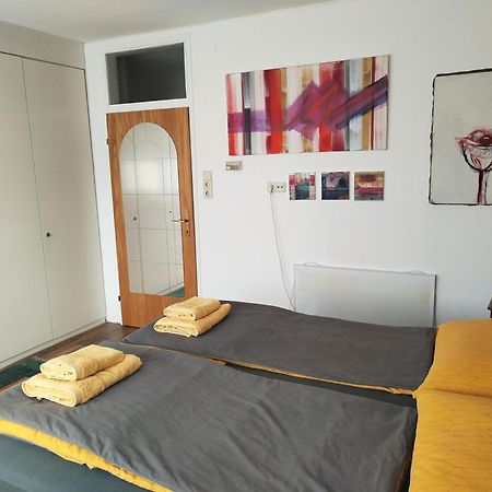 Apartamento Waldeslust Warmbad Mit Balkon Und Privatem Parkplatz Villach Exterior foto