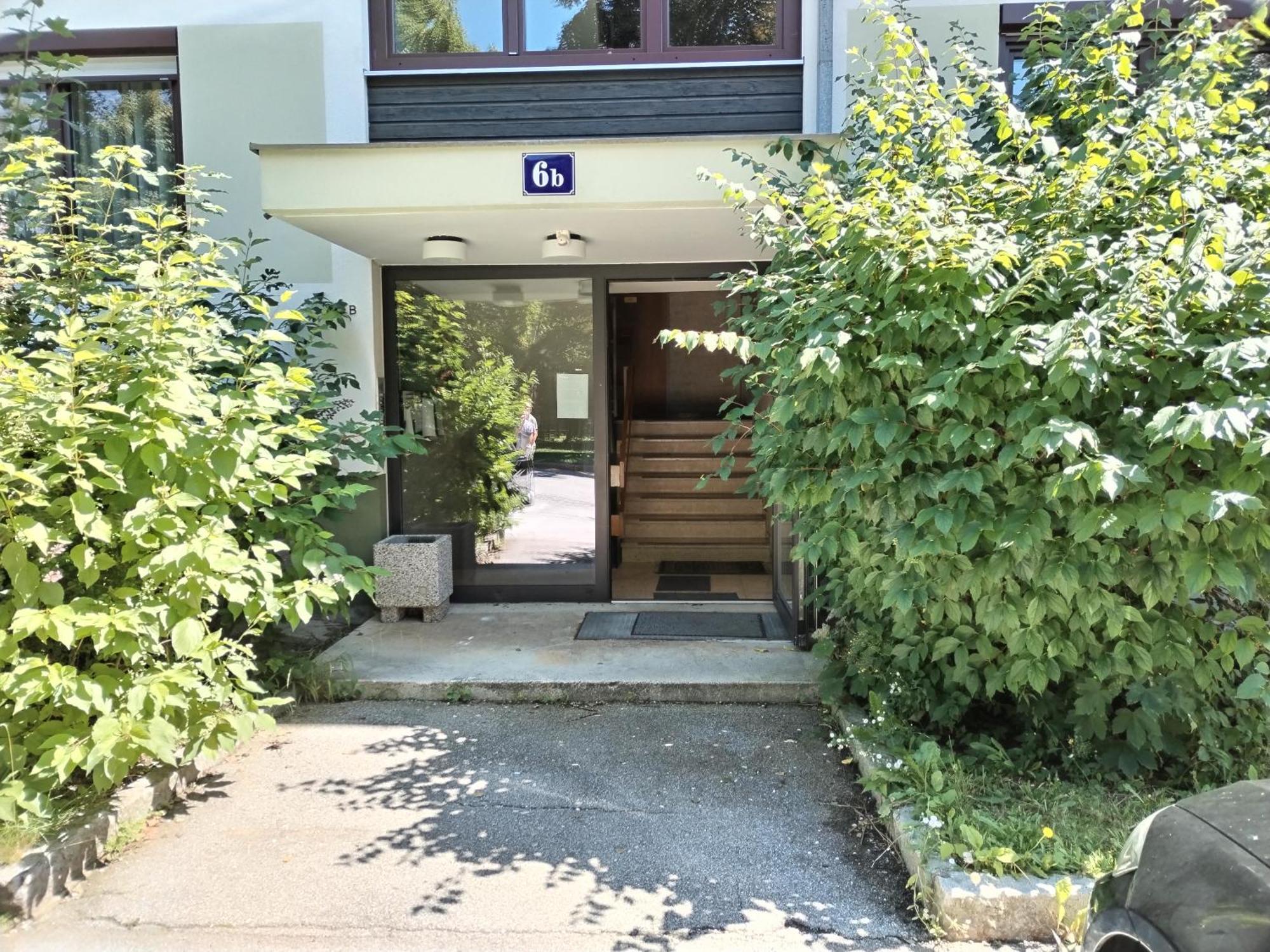 Apartamento Waldeslust Warmbad Mit Balkon Und Privatem Parkplatz Villach Exterior foto